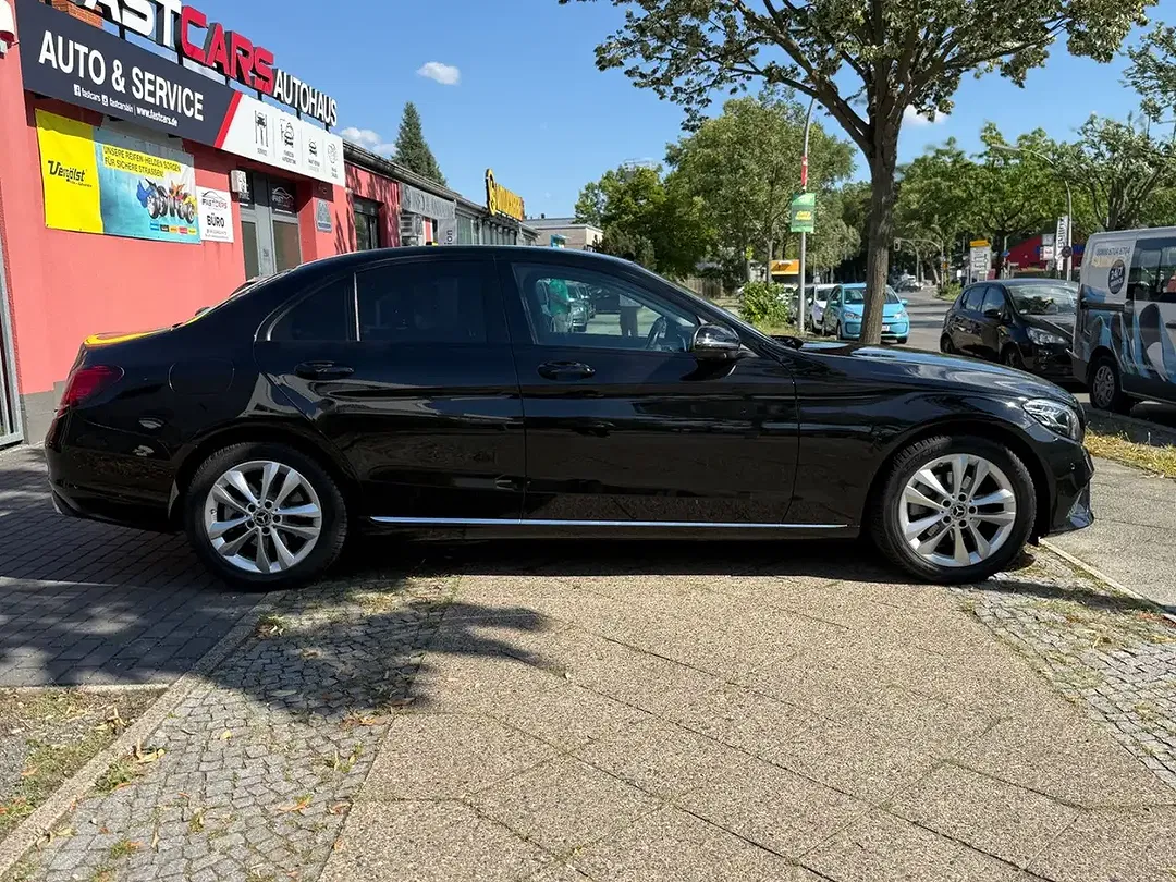 Mercedes-Benz C 180 - Thumbnail 8