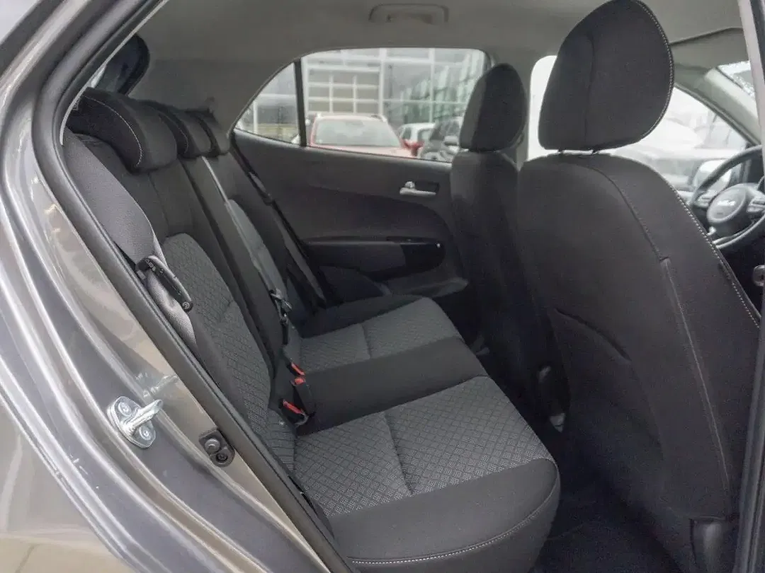 Kia Picanto - Thumbnail 11