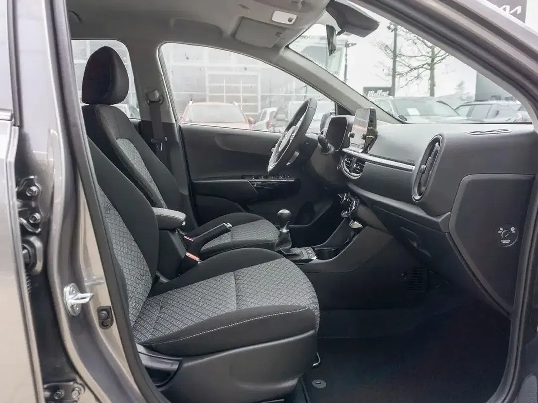 Kia Picanto - Thumbnail 8