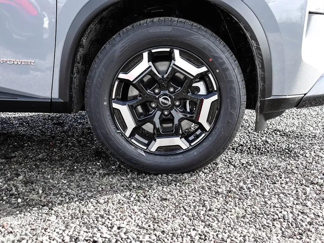 Nissan X-Trail - Thumbnail 3