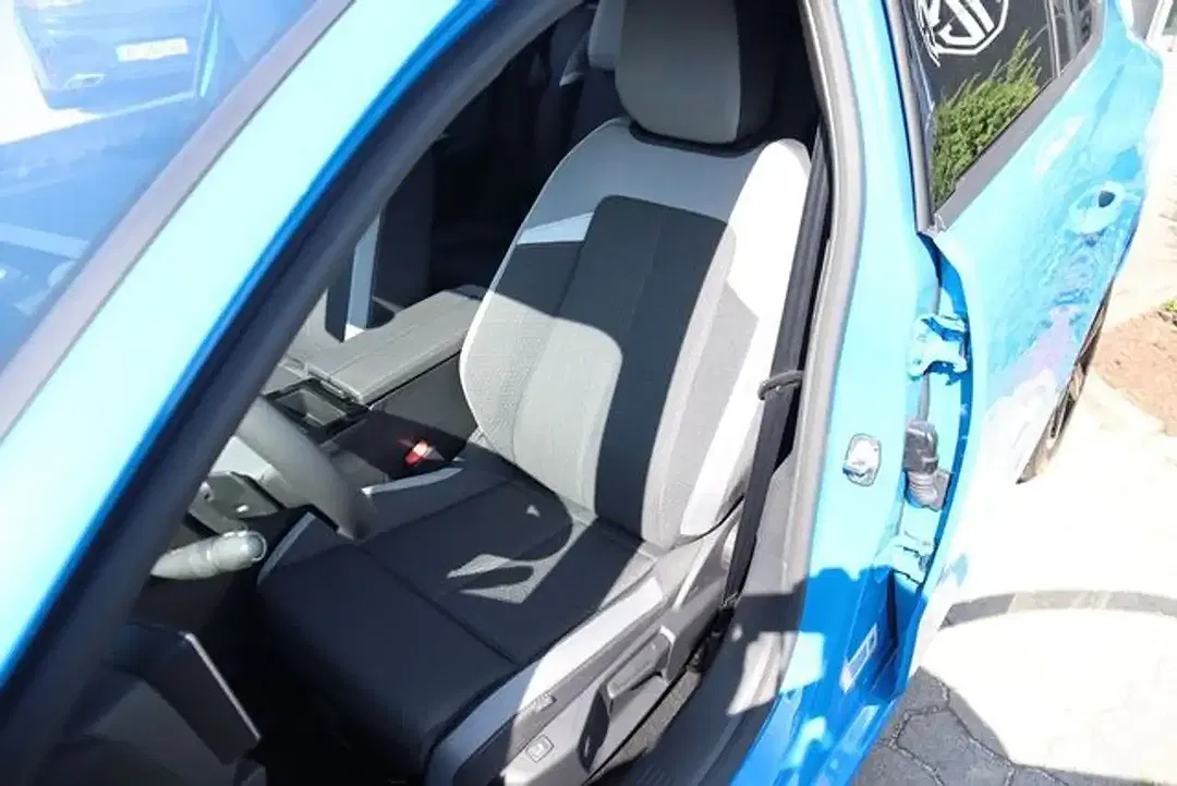 Opel Astra - Thumbnail 12