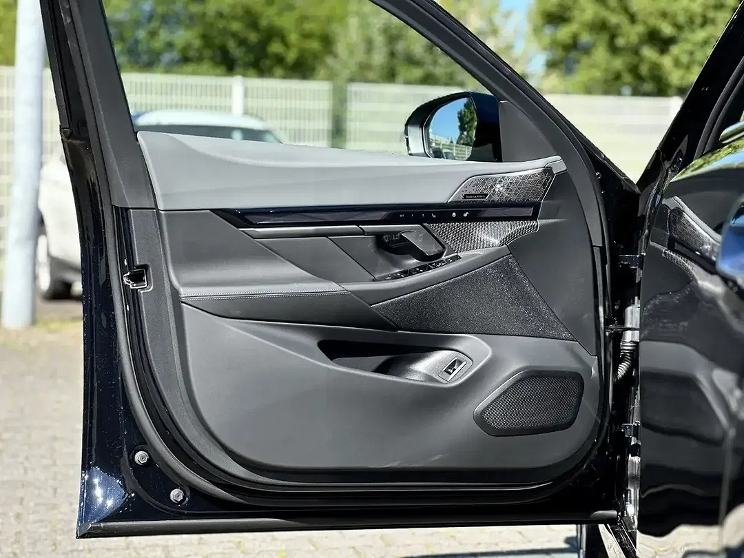 BMW 540 - Thumbnail 8