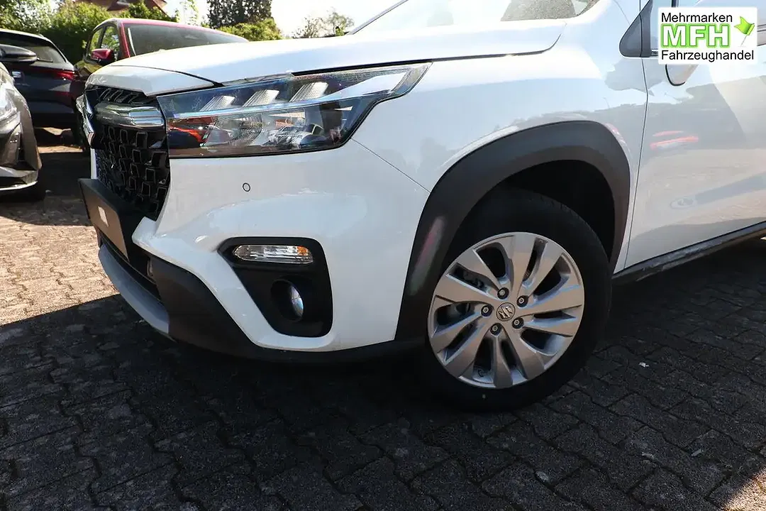 Suzuki S-Cross - Thumbnail 4