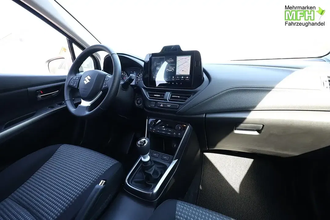 Suzuki S-Cross - Thumbnail 8