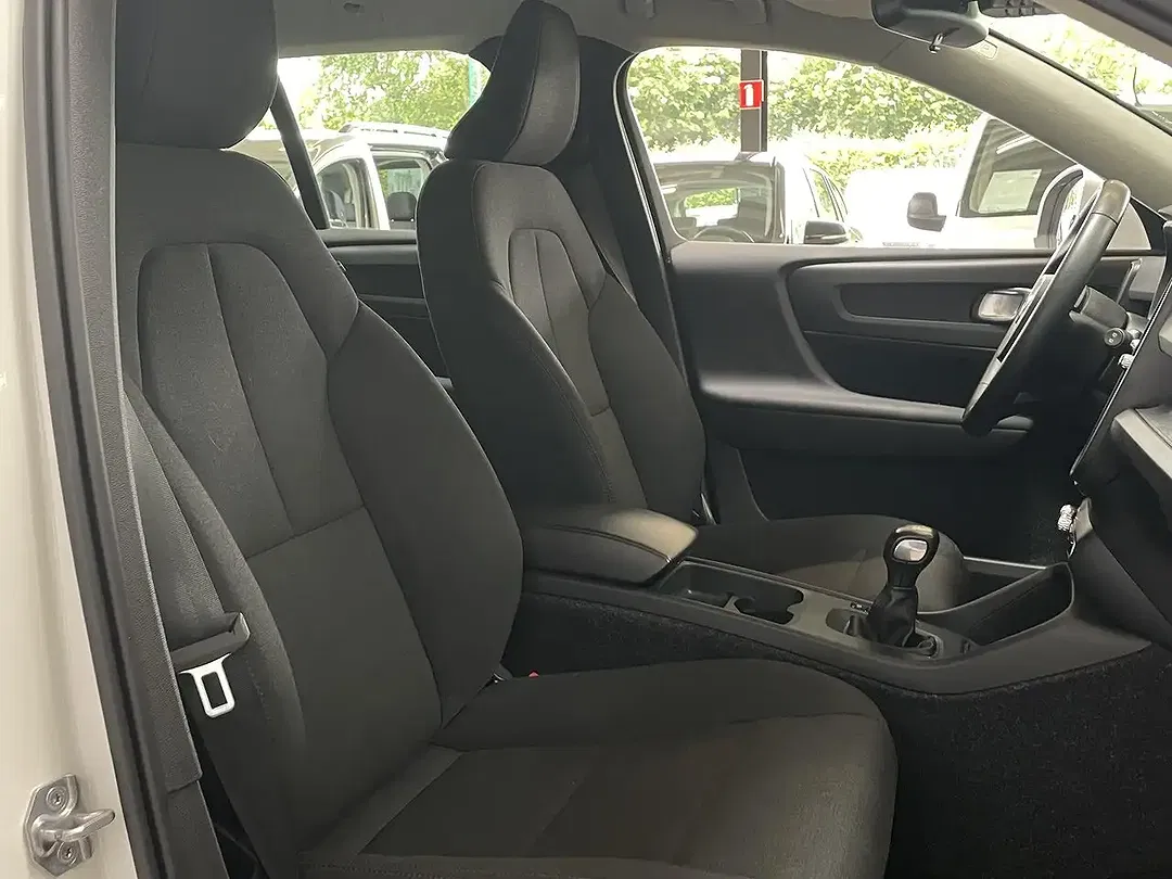 Volvo XC40 - Thumbnail 14