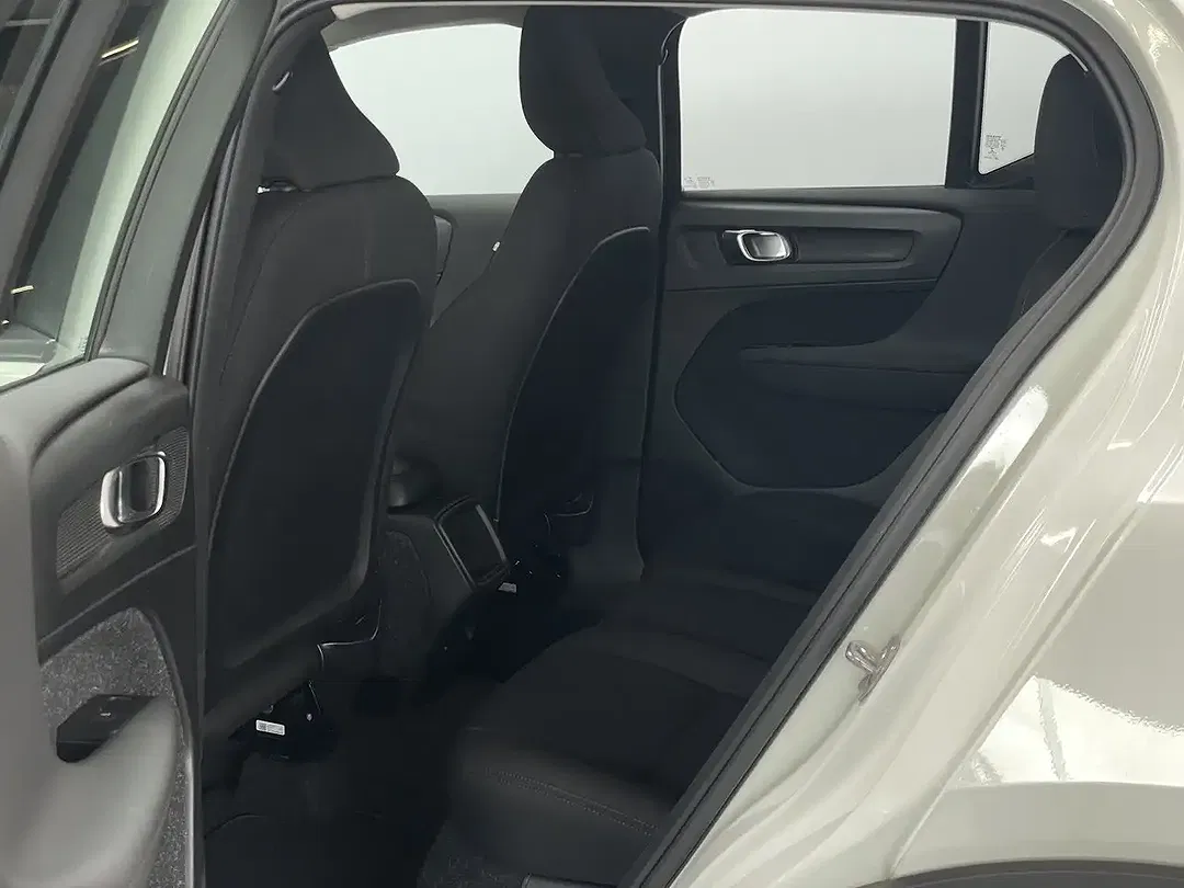 Volvo XC40 - Thumbnail 15