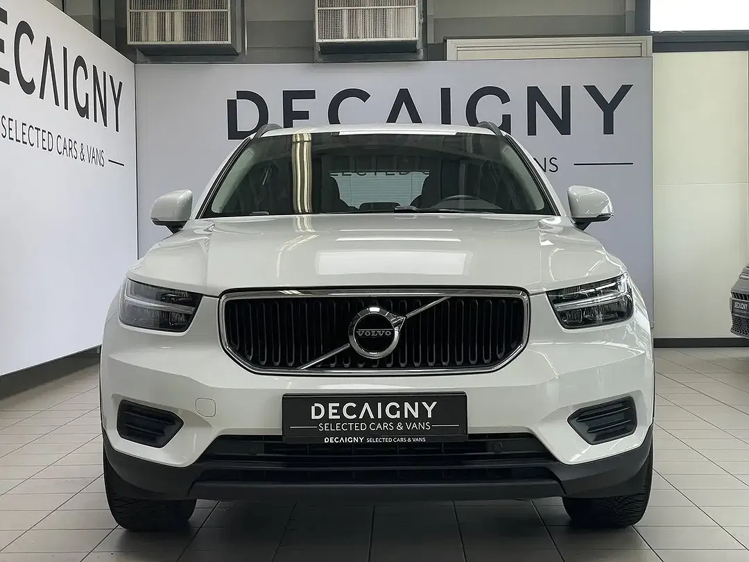 Volvo XC40 - Thumbnail 4