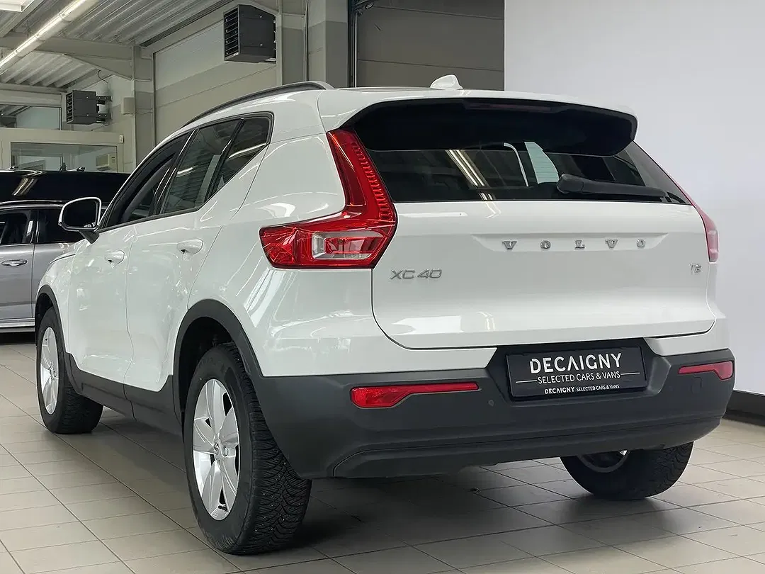 Volvo XC40 - Thumbnail 9