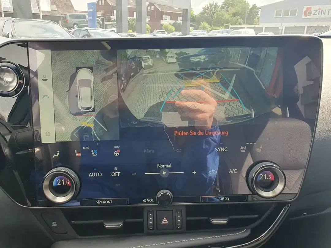 Lexus NX 350h - Thumbnail 10