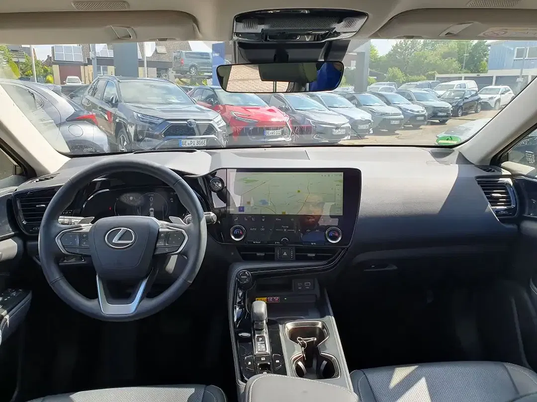 Lexus NX 350h - Thumbnail 7