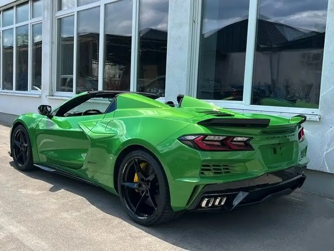 Corvette C8 - Thumbnail 5