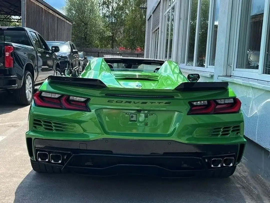 Corvette C8 - Thumbnail 7