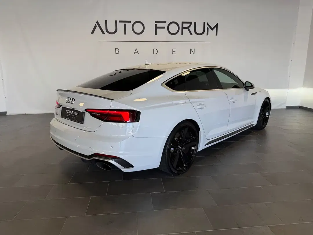 Audi RS5 - Thumbnail 12