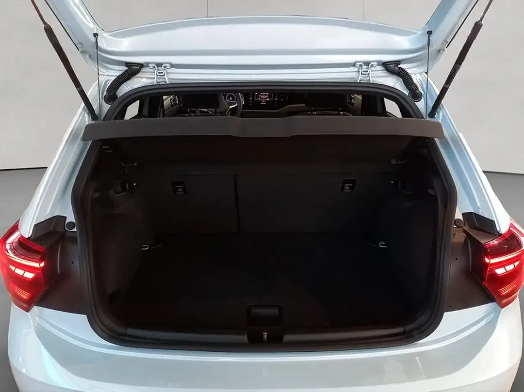 Volkswagen Polo - Thumbnail 5