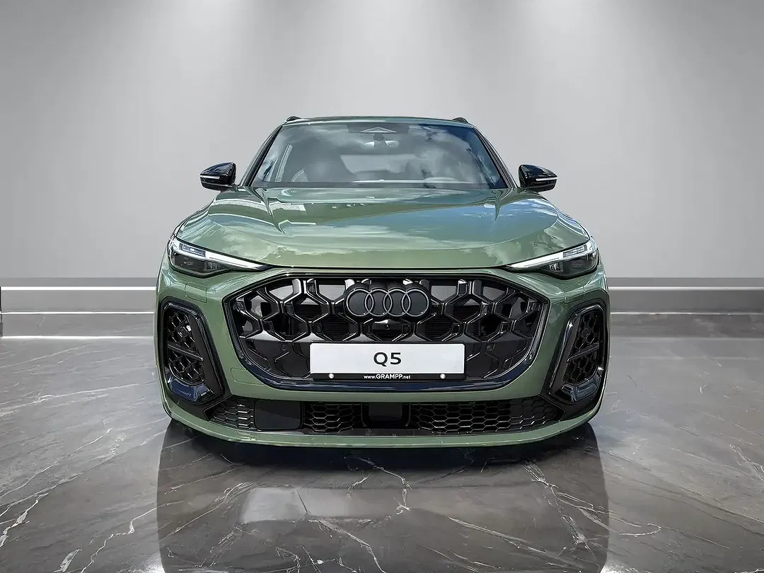 Audi Q5 - Thumbnail 3