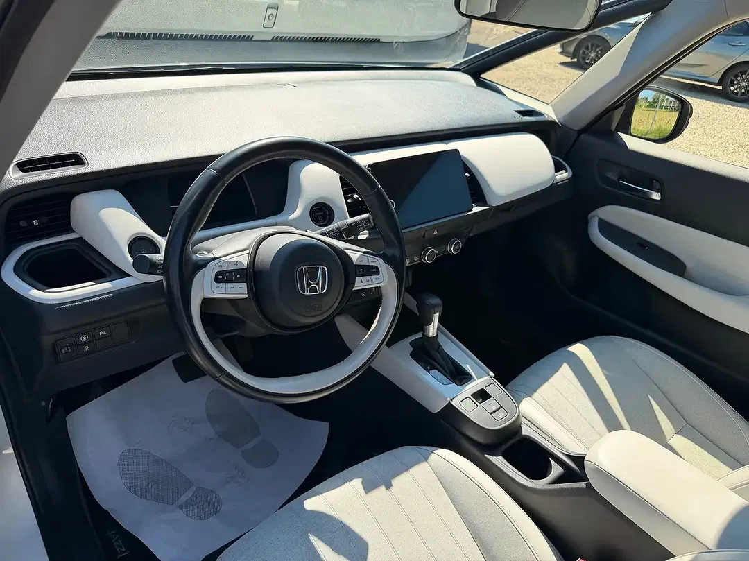 Honda Jazz - Thumbnail 5