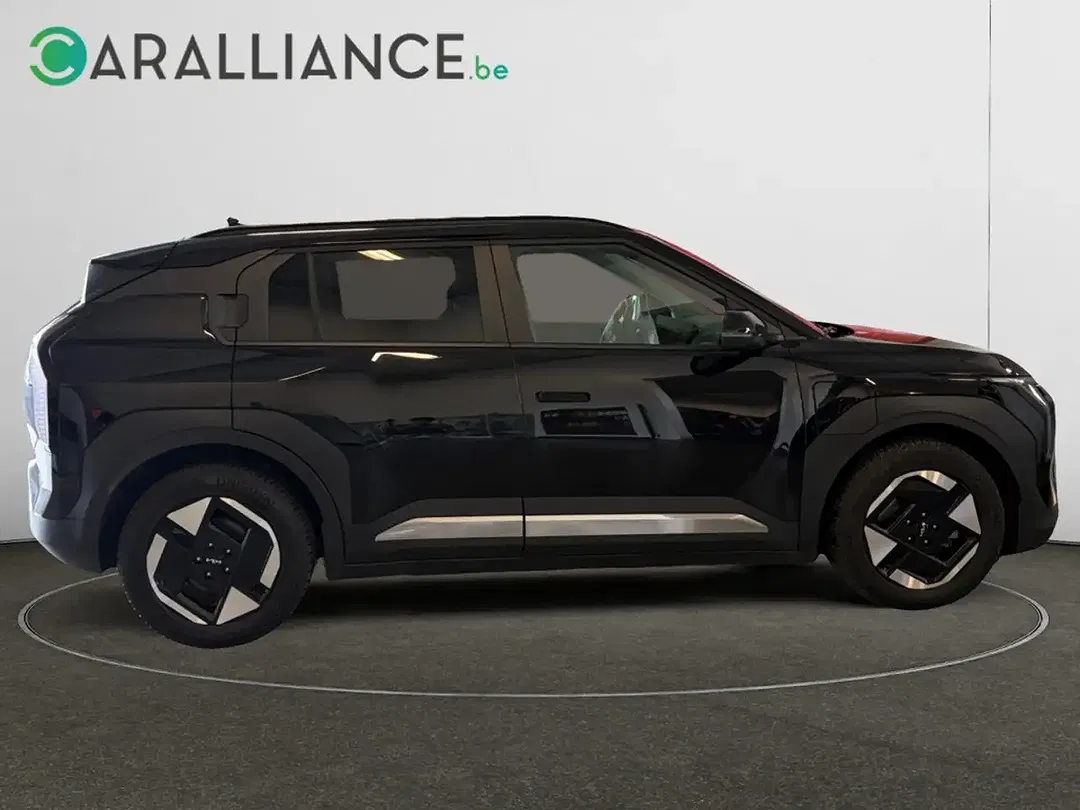 Kia EV3 - Thumbnail 3