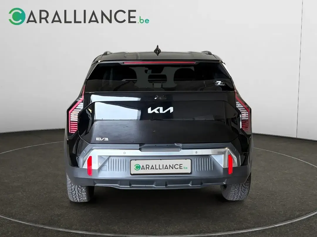 Kia EV3 - Thumbnail 6