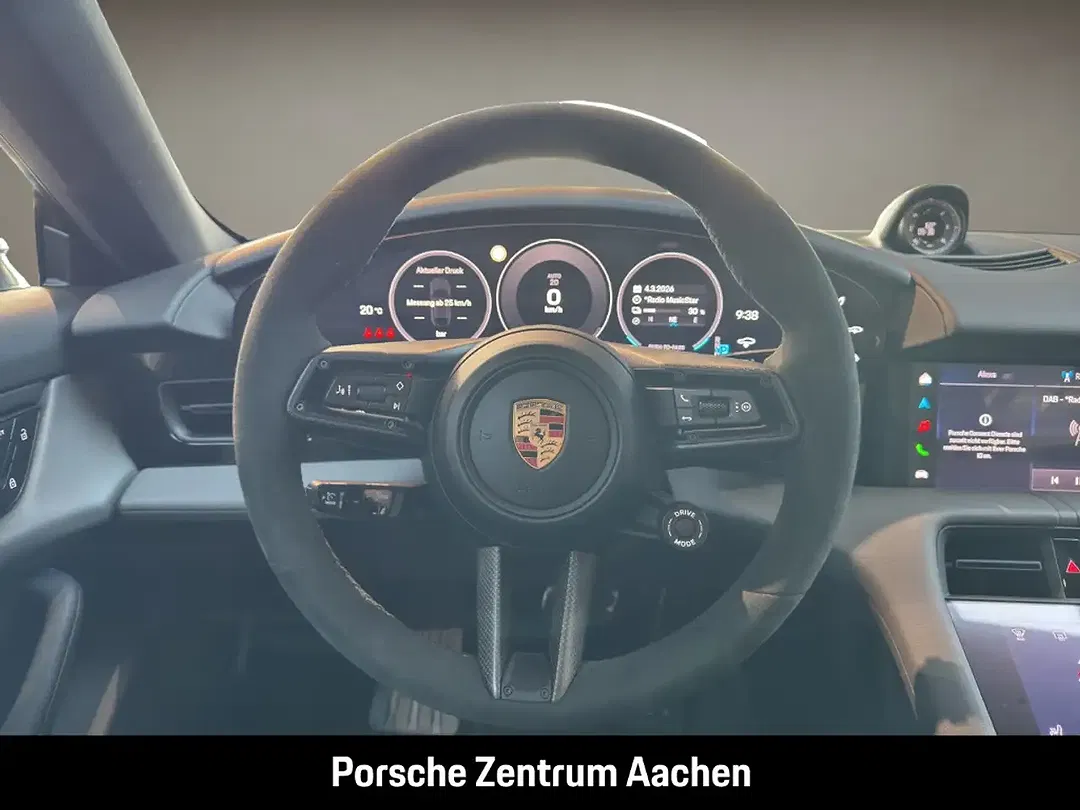 Porsche Taycan - Thumbnail 13