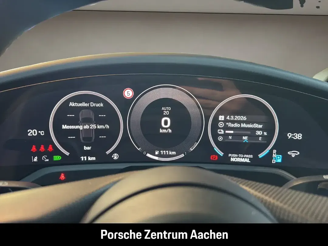 Porsche Taycan - Thumbnail 15