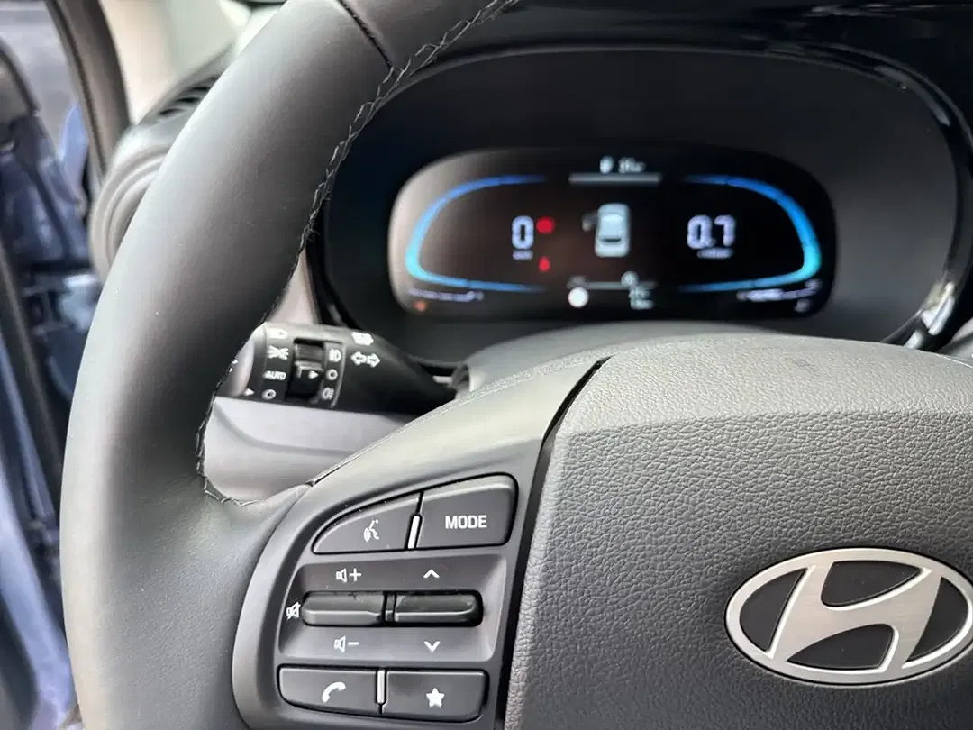 Hyundai i10 - Thumbnail 12