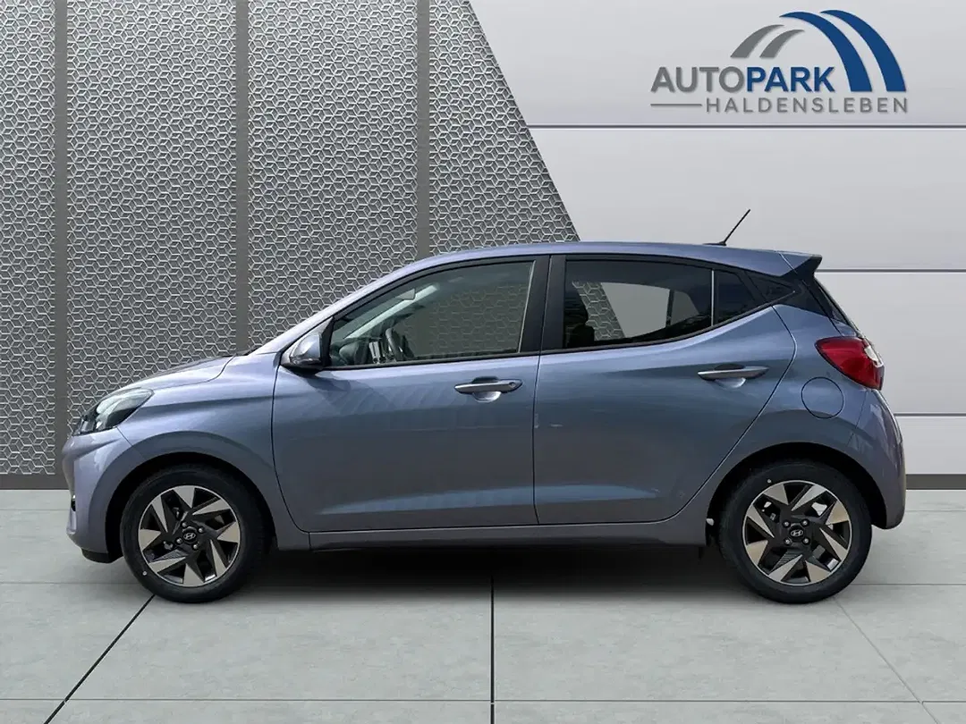 Hyundai i10 - Thumbnail 2