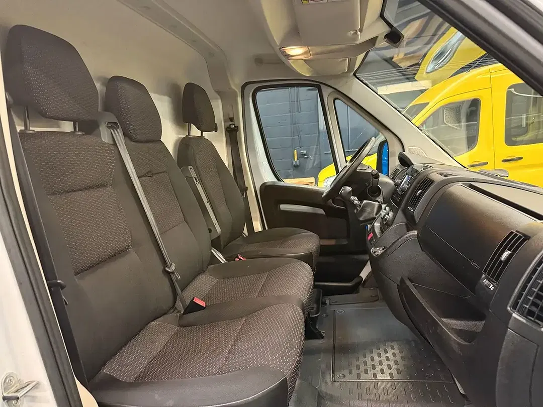 Opel Movano - Thumbnail 13