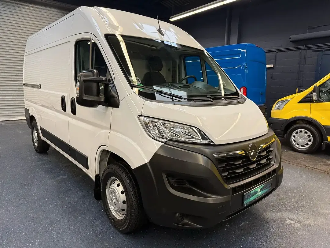 Opel Movano - Thumbnail 2