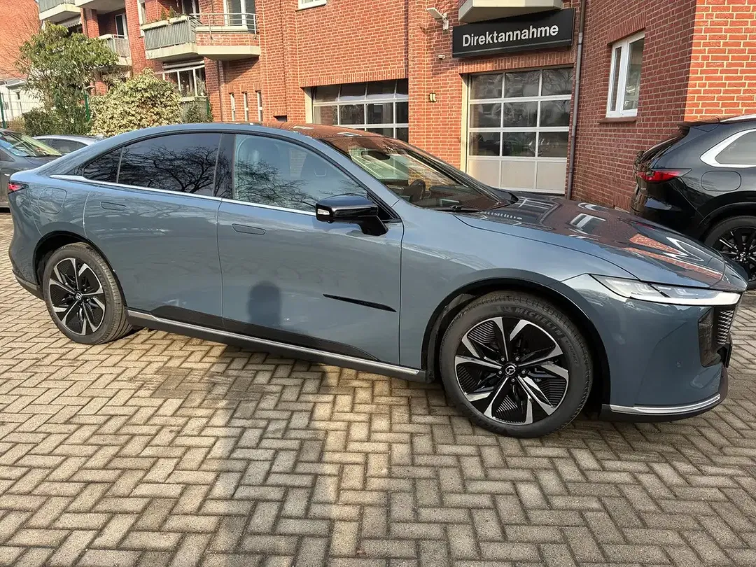 Mazda 6e - Thumbnail 10
