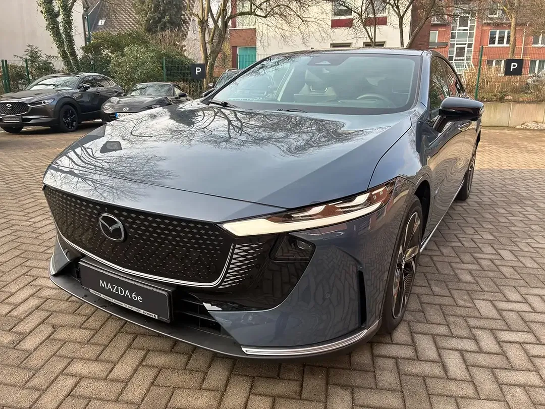Mazda 6e - Thumbnail 11