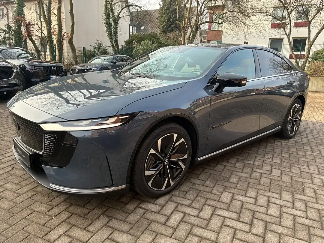 Mazda 6e - Thumbnail 15