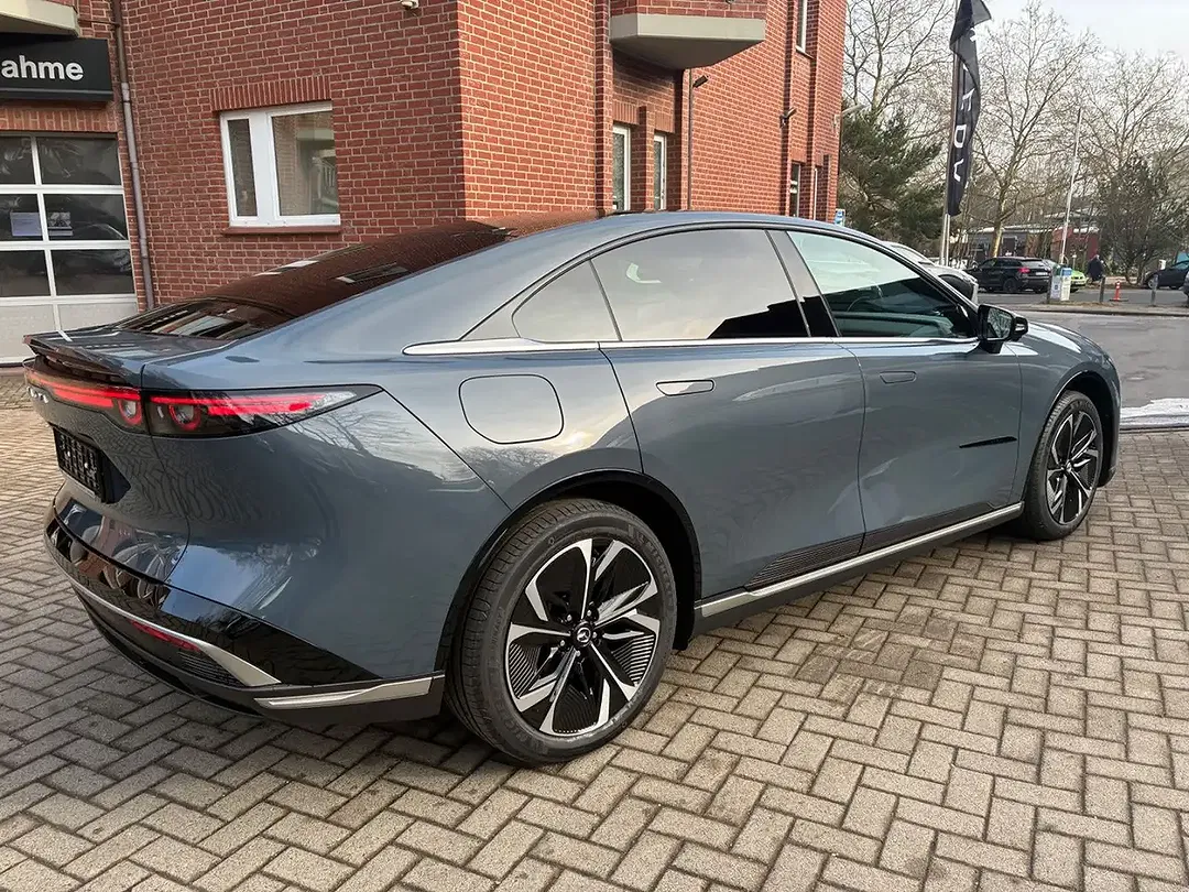 Mazda 6e - Thumbnail 5