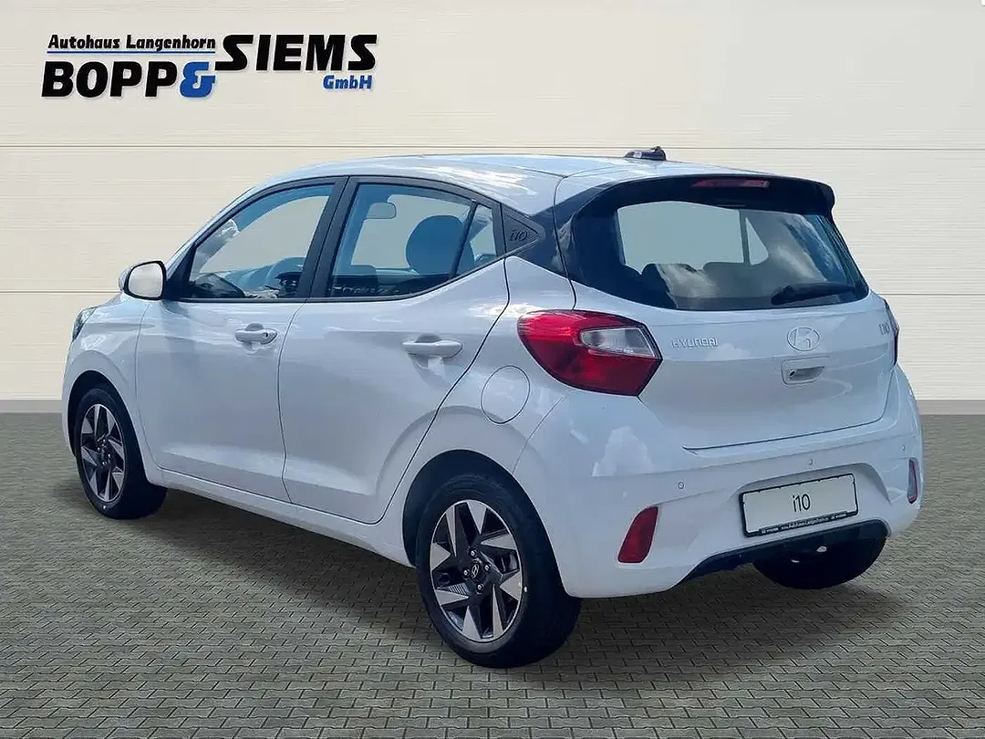 Hyundai i10 - Thumbnail 3