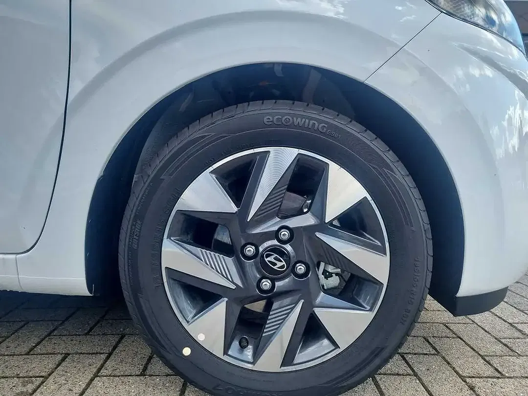 Hyundai i10 - Thumbnail 6