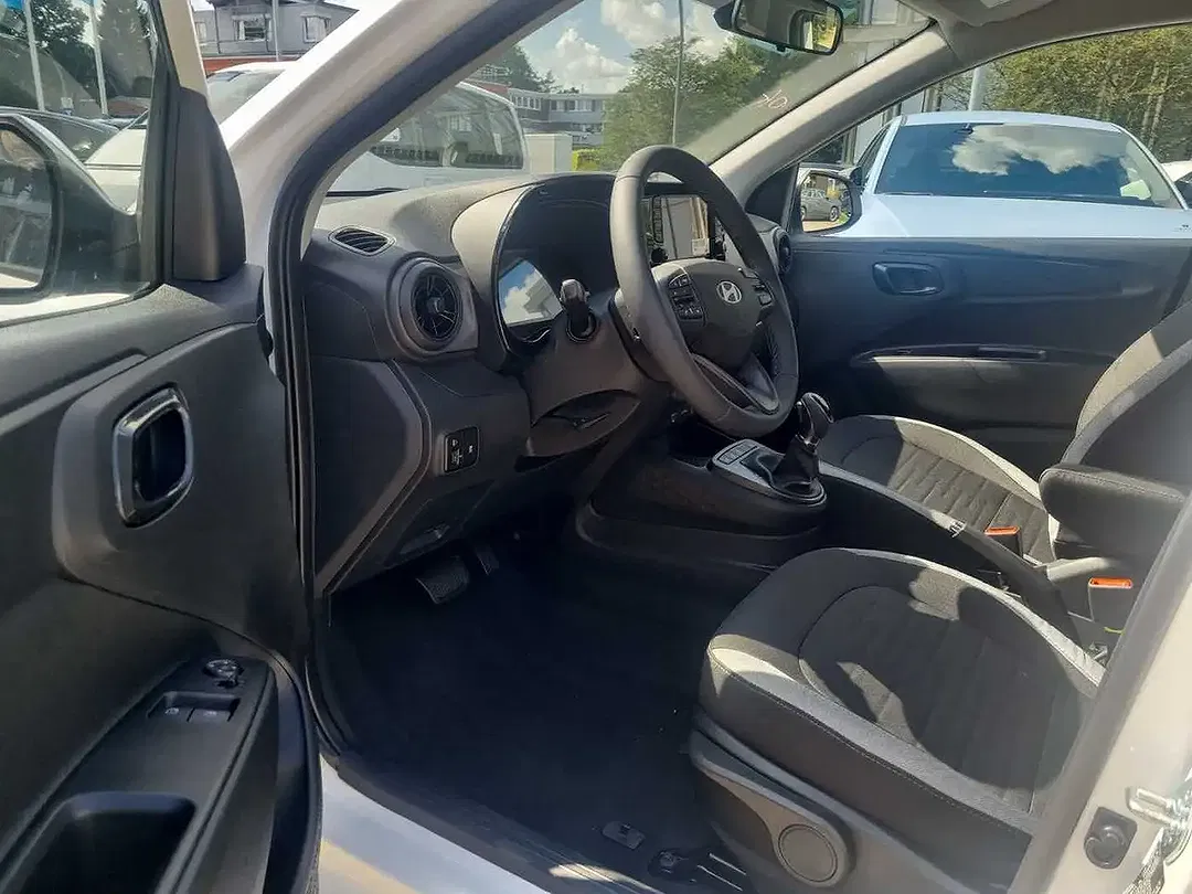 Hyundai i10 - Thumbnail 7