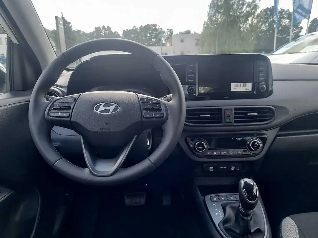 Hyundai i10 - Thumbnail 8