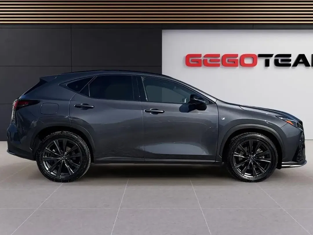 Lexus NX 450h+ - Thumbnail 6