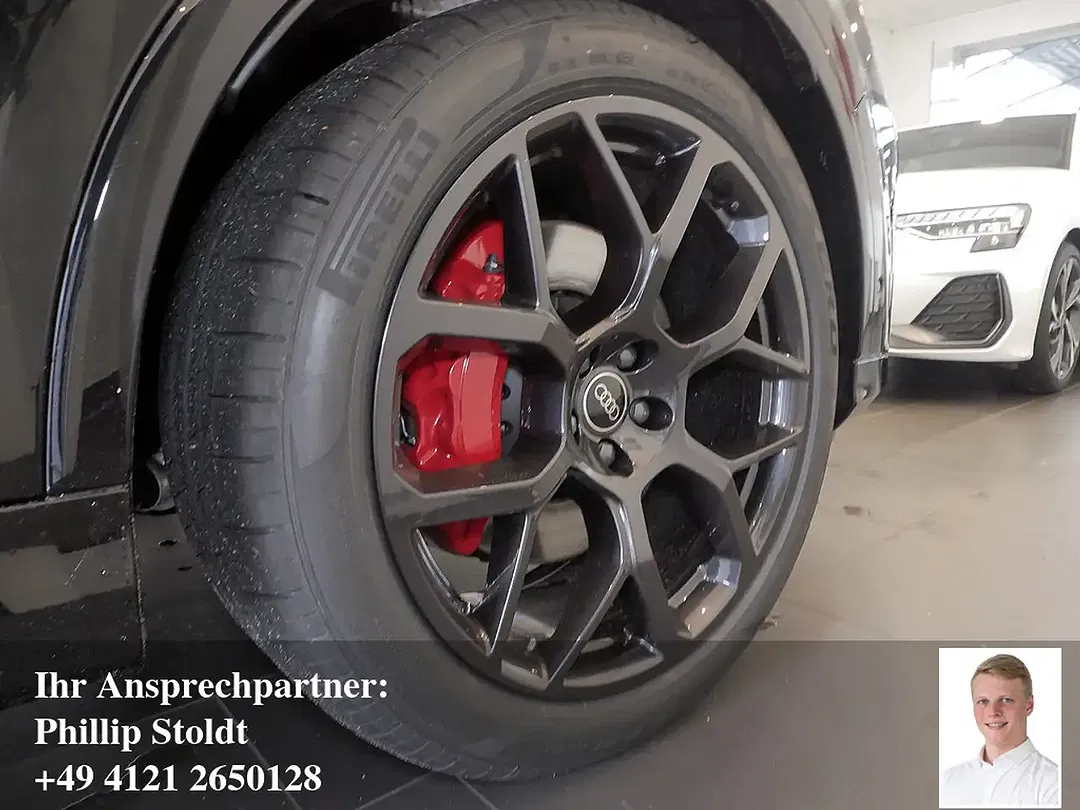Audi Q7 - Thumbnail 11
