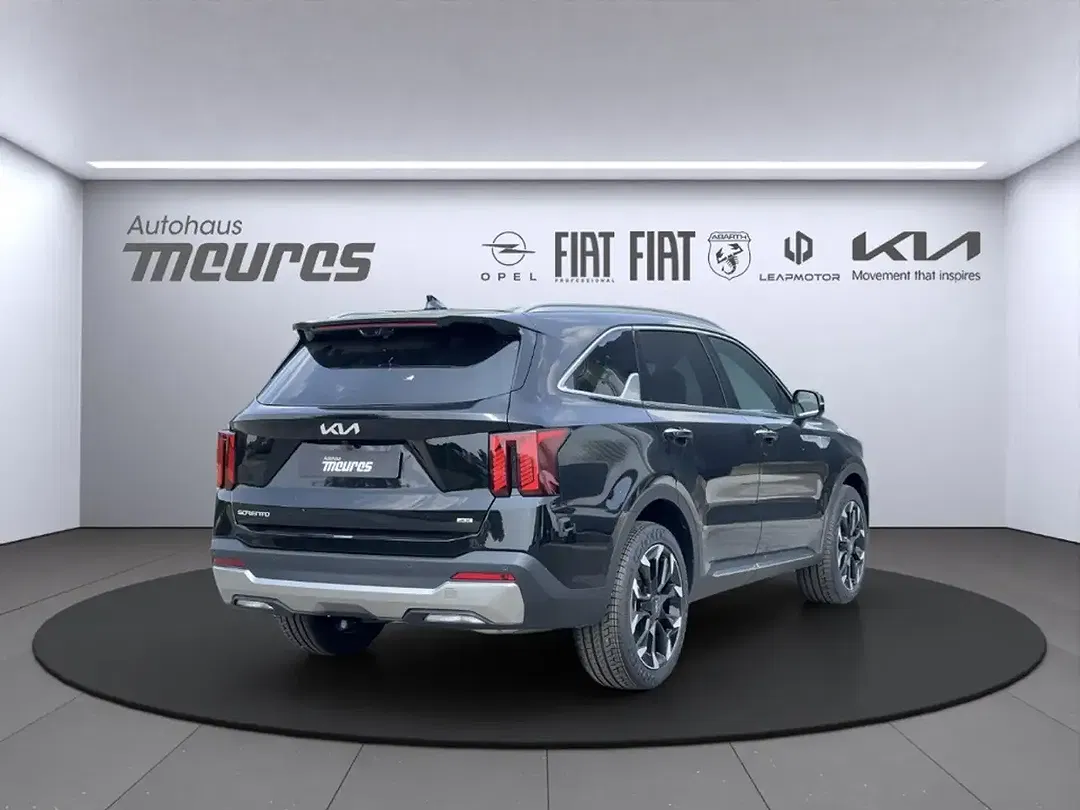 Kia Sorento - Thumbnail 4