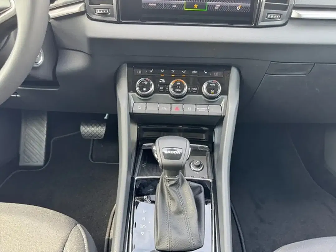 Skoda Karoq - Thumbnail 15