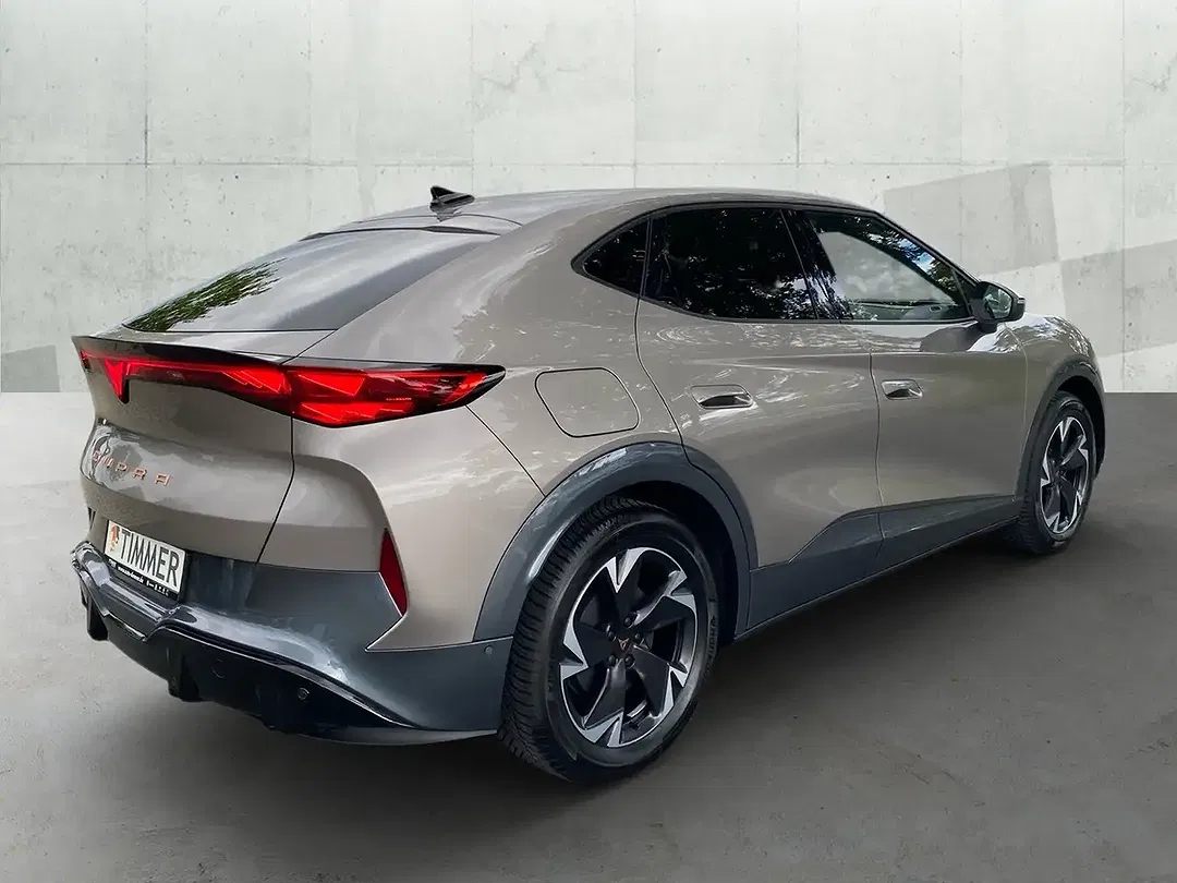 CUPRA Tavascan - Thumbnail 3