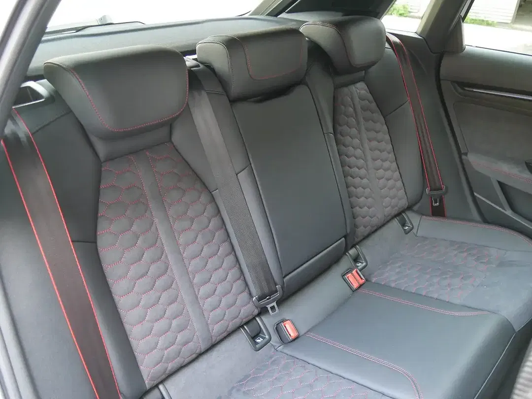 Audi RS3 - Thumbnail 5