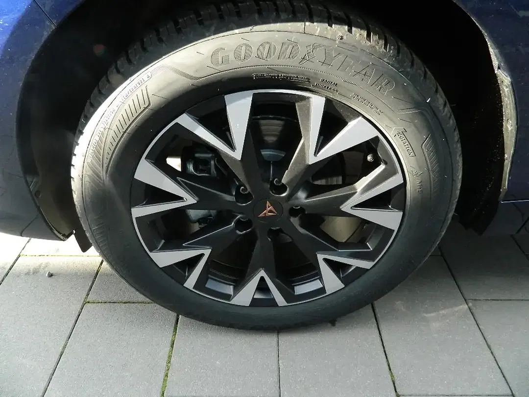 CUPRA Terramar - Thumbnail 4