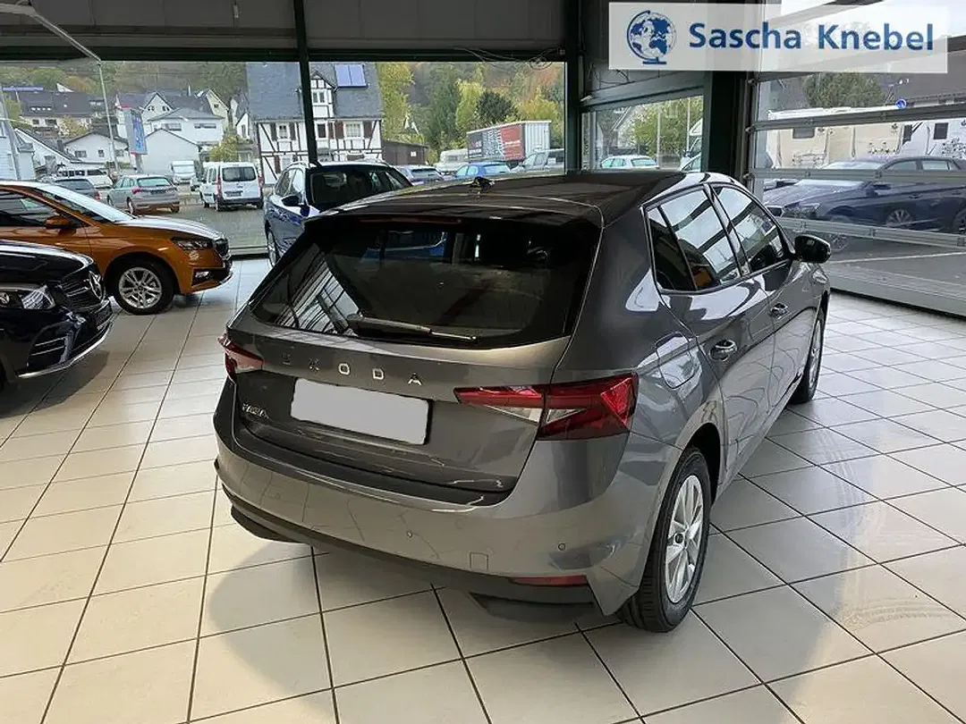 Skoda Fabia - Thumbnail 5
