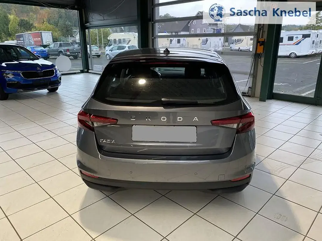 Skoda Fabia - Thumbnail 6