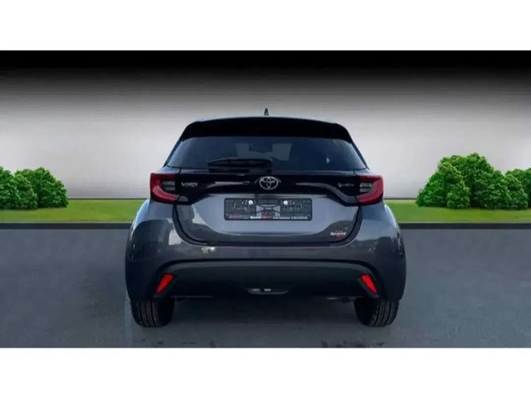 Toyota Yaris - Thumbnail 5