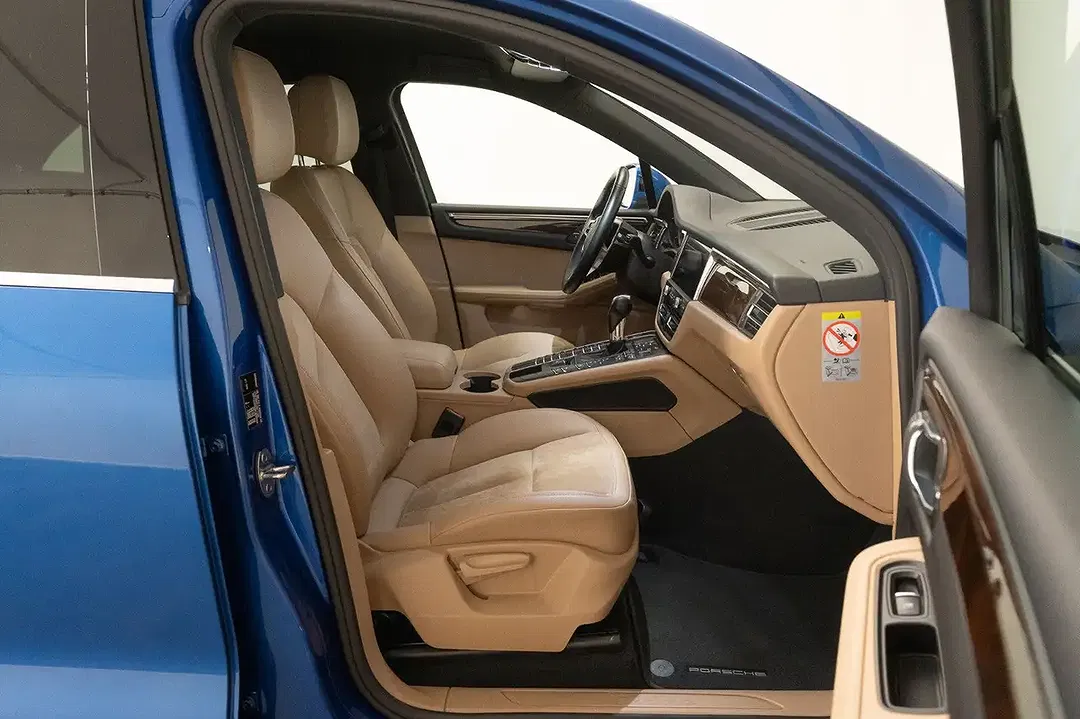 Porsche Macan - Thumbnail 16