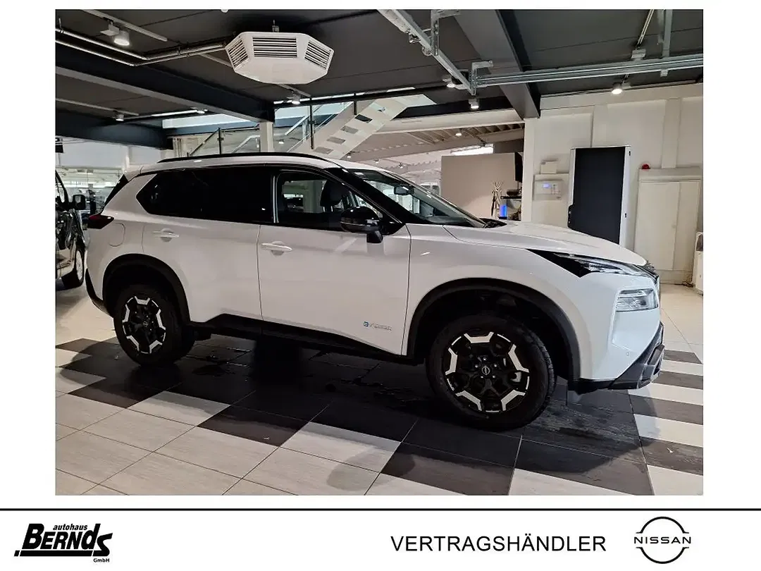 Nissan X-Trail - Thumbnail 4