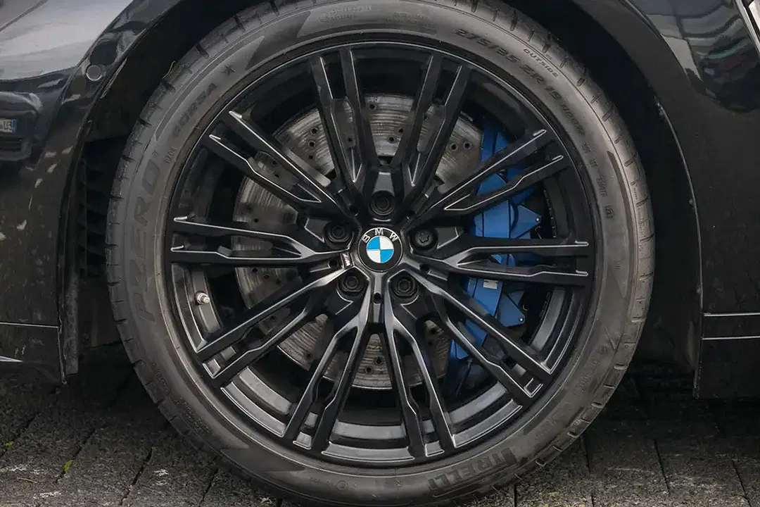 BMW M3 - Thumbnail 5