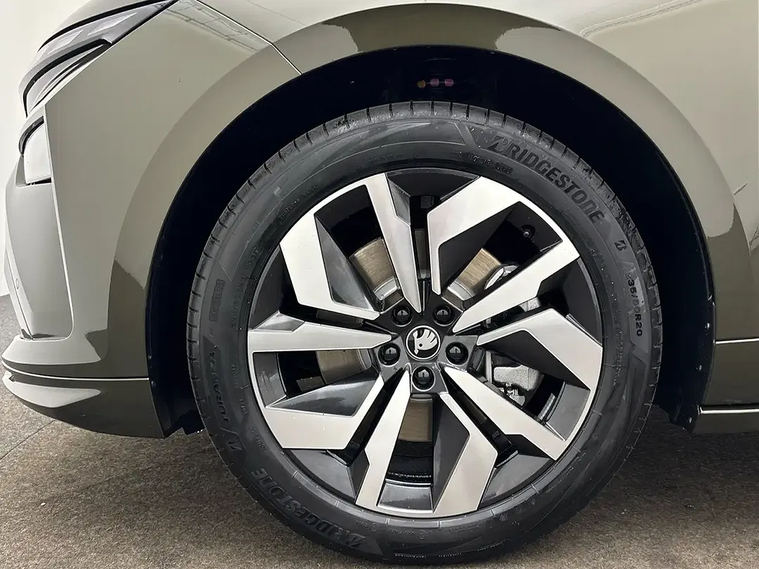 Skoda Enyaq - Thumbnail 6
